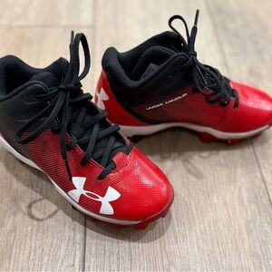 Under Armour Boys' Boys' Leadoff Low RM Jr. Baseball Cleats